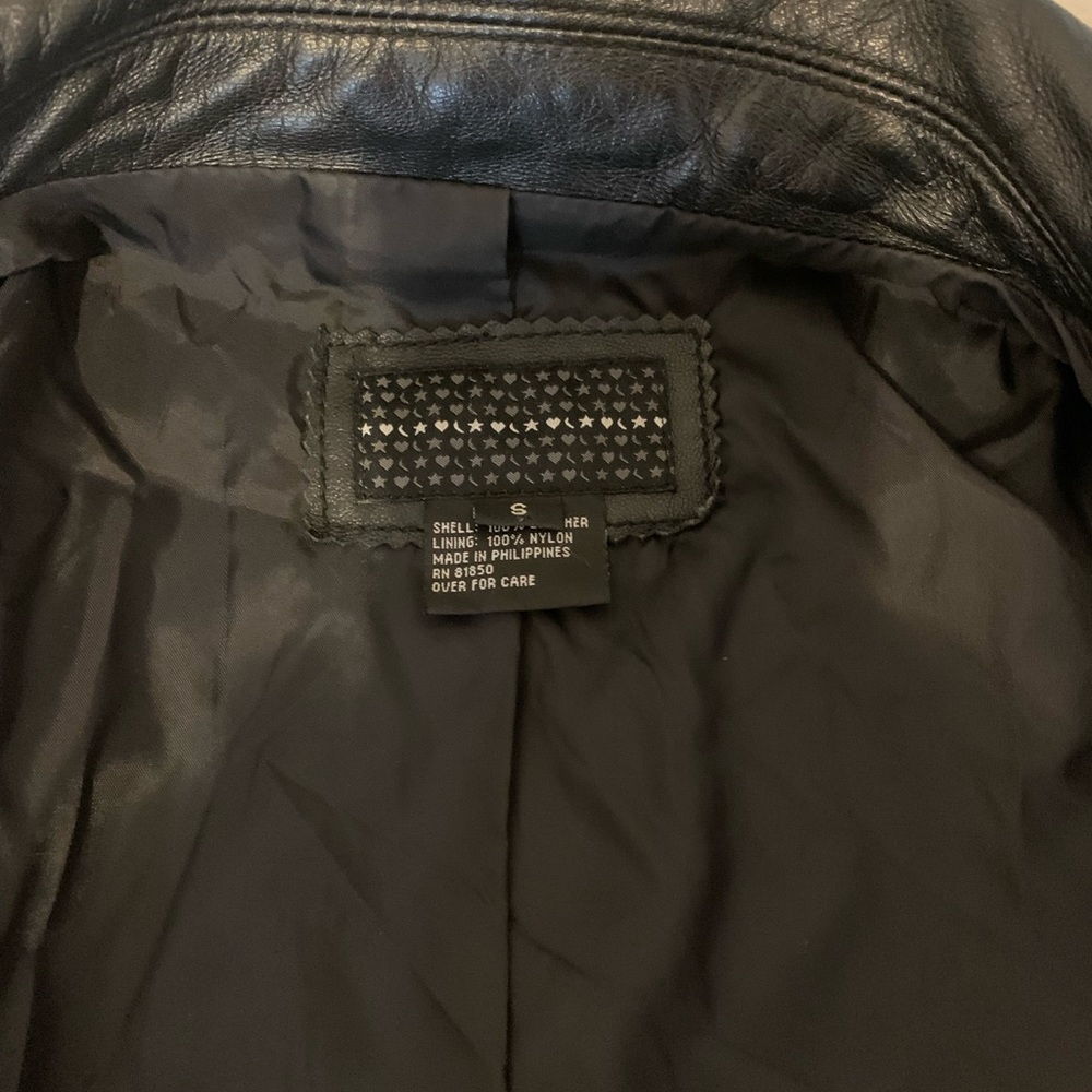 Coat - Picture 5 of 6